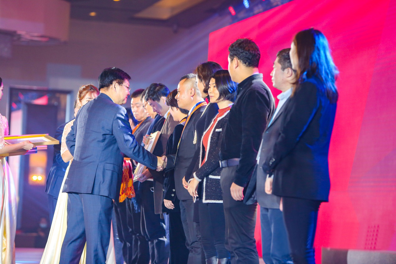 百萬平幸福大城歐洲城·幸福小鎮(zhèn) 榮獲2020精瑞科學(xué)技術(shù)獎幸福社區(qū)優(yōu)秀獎(圖4) 百萬平幸福大城歐洲城·幸福小鎮(zhèn) 榮獲2020精瑞科學(xué)技術(shù)獎幸福社區(qū)優(yōu)秀獎(圖4)