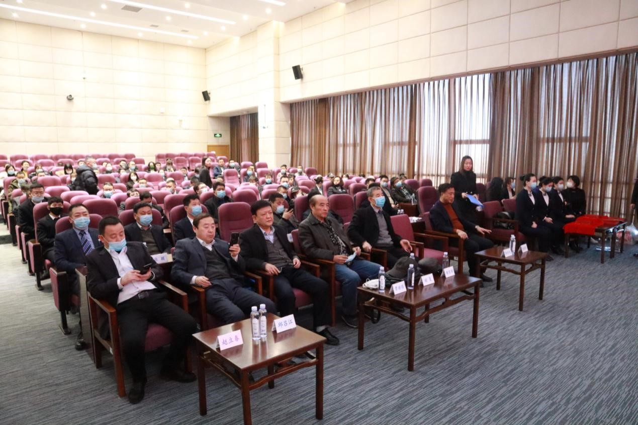 正業(yè)地產(chǎn)事業(yè)部丨乘風(fēng)破浪 夢(mèng)想同行  2020年度表彰大會(huì)圓滿成功！(圖1)