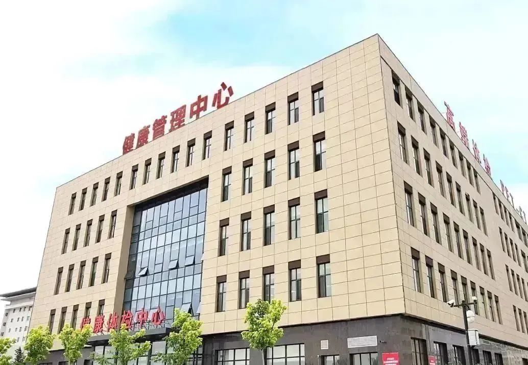 龍港區(qū)人大、區(qū)政府領(lǐng)導(dǎo)一行視察調(diào)研龍港國(guó)際醫(yī)療健康產(chǎn)業(yè)園(圖22)