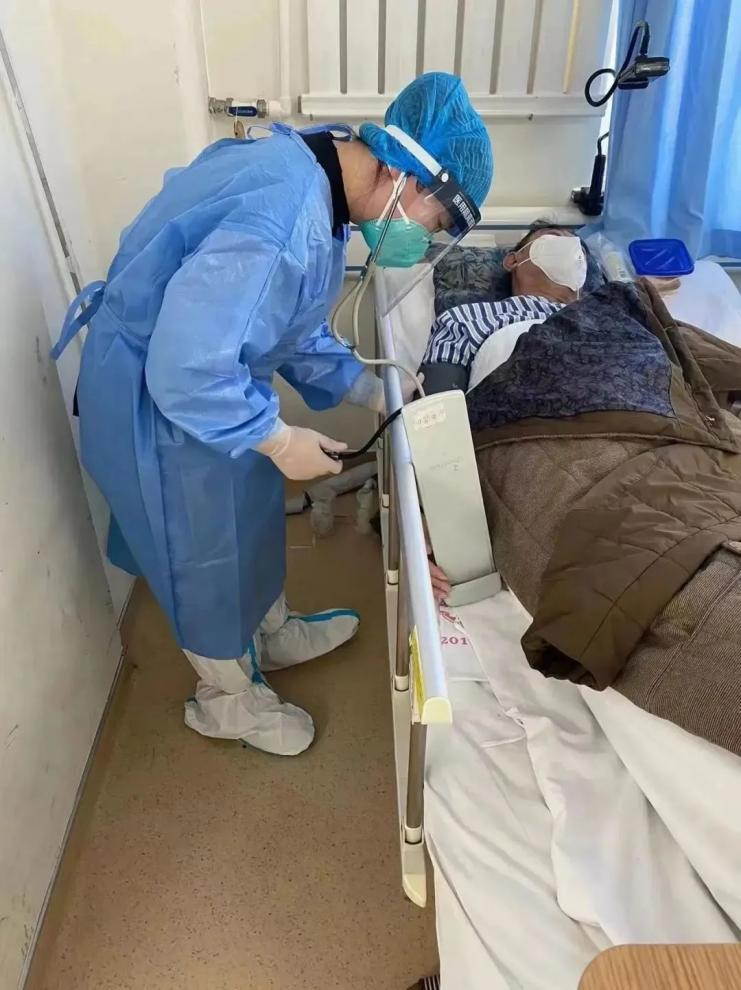 人民醫(yī)院為人民，市二院舉全院之力保障醫(yī)療救治，牢守生命防線！(圖4)